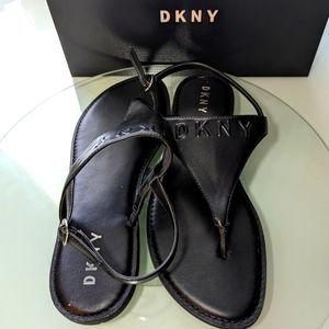 DKNY solar sandals, NWOT size 9